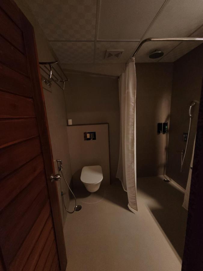Hotel Ananda Kashi Варанаси Екстериор снимка